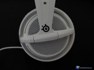 SteelSeries-Siberia-200-15